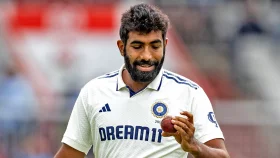 যে 'সেঞ্চুরি' করেও খুশি নন জাসপ্রিত বুমরা