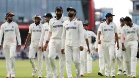 বল হাতে &lsquo;জোড়া সেঞ্চুরি&rsquo;; ১০ বছর পর দেশের বাইরে খরুচে ভারত