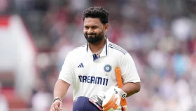 রিশাভ পান্ত কি ভাঙা পায়ে দ্বিতীয় ইনিংসেও ব্যাটিং করবেন?