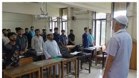 কুয়েট ক্যাম্পাসে শিক্ষার্থীদের অন্যরকম আনন্দ-উচ্ছ্বাস