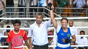 জাতীয় বক্সিংয়ের ফাইনালে জিনাত-আফরা মুখোমুখি