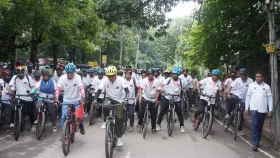 জুলাই অভ্যুত্থান উদযাপনে ডিএসসিসির সাইকেল র&zwnj;্যালি