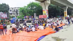 শাহবাগে আজও জুলাই যোদ্ধাদের অবস্থান