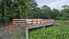 রাস্তা নেই, আছে দুই কালভার্ট, ব্যয় ৬৯ লাখ!
