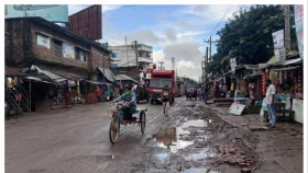 বরিশালের ২৩ কিলোমিটার মহাসড়ক যেন মরণ ফাঁদ!