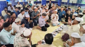 হাতিয়ায় শহীদ রিজভীর কবর জিয়ারত করলেন বিএনপি নেতা শামীম