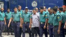 রাজসাক্ষী সাবেক আইজিপি মামুন ট্রাইব্যুনালে হাজির