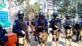 শাহবাগ&ndash;শহীদ মিনার এলাকায় কঠোর নিরাপত্তা, বাড়তি পুলিশ মোতায়েন