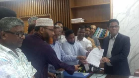 বাগেরহাটের ৪ সংসদীয় আসন পুনর্বহাল চেয়ে স্মারকলিপি