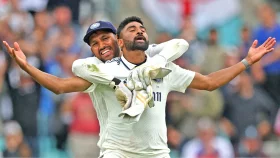 ফোনের ওয়ালপেপার সাহস যুগিয়েছে ব্রুকের ক্যাচ ফেলা সিরাজকে