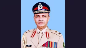 চট্টগ্রামে দরজা ভেঙে সাবেক সেনাপ্রধানের মরদেহ উদ্ধার