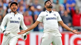 ফোনের ওয়ালপেপার সাহস যুগিয়েছে ব্রুকের ক্যাচ ফেলা সিরাজকে