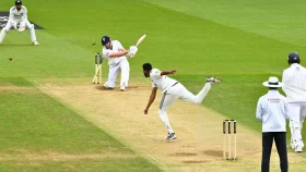 এমন ক্রিকেট আর কি দেখতে পাওয়া যাবে!