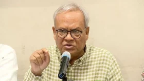 তথ্য উপদেষ্টার বক্তব্য শিশুসুলভ: রিজভী