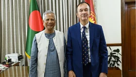প্রধান উপদেষ্টার সঙ্গে ডাচ রাষ্ট্রদূতের বিদায়ী সাক্ষাৎ