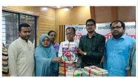রায়পুরে ৩৮ প্রাথমিক বিদ্যালয়ে লাইব্রেরি উদ্বোধন