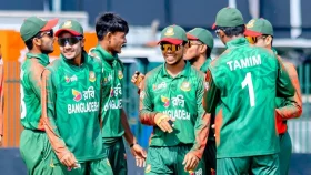 শীর্ষে থেকেই ফাইনালে যুবারা