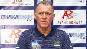 &lsquo;ওরা মিলিয়ন ডলার বিনিয়োগ করে, বাফুফের মতো তিন স্তরে আটকে থাকে না&rsquo;
