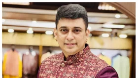 নতুন চর্চায় জায়েদ খান