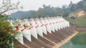 ৭ দিন পর বন্ধ হলো কাপ্তাই হ্রদের জলকপাট