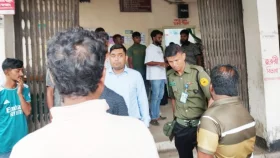 সড়ক দুর্ঘটনায় আহতদের বাঁচাতে মানবিক ভূমিকায় ইউএনও