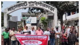 বাগেরহাট পৌরসভার সহকারী প্রকৌশলীকে এক যুগ পর ঝালকাঠিতে বদলী