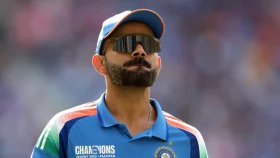 কোনো কিছু না বলেই অবসর জল্পনায় জল ঢাললেন কোহলি