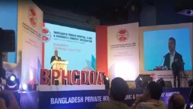 অনর্থক টেস্ট না দিতে চিকিৎসকদের প্রতি আহ্বান আসিফ নজরুলের