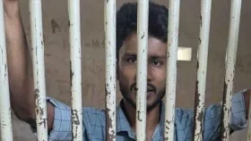 ৩২ নম্বরে ফুল দিতে গিয়ে আটক সেই রিকশাচালকের জামিন