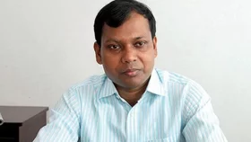সিলেটের নতুন ডিসি আলোচিত সারোয়ার আলম