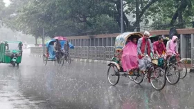 সাত জেলায় ৬০ কি.মি. বেগে ঝড় বৃষ্টির পূর্বাভাস