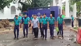 মানবতাবিরোধী অপরাধ: সাবেক আইজিপি মামুন ট্রাইব্যুনালে