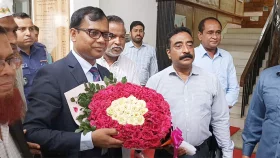 সিলেটের নতুন ডিসি সারওয়ার আলম