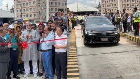 ফলকে নাম থাকায় উপদেষ্টার ক্ষোভ, উন্মোচন না করেই চলে গেলেন