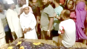 মায়ের মৃত্যুর ১০ মিনিট পর ছেলের মৃত্যু