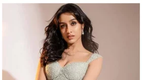 বেকায়দায় শ্রদ্ধা কাপুর