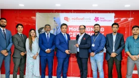 মিডল্যান্ড ব্যাংক ও ব্র্যাক হেলথকেয়ারের মধ্যে সমঝোতা চুক্তি স্বাক্ষর