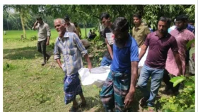 ভূঞাপুরে তিন সন্তানের জননীর ঝুলন্ত মরদেহ উদ্ধার