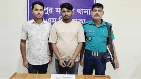 রাজধানীতে চীনা নাগরিকের ওয়ালেট চুরি: ৩০০ ডলারসহ যুবক গ্রেপ্তার