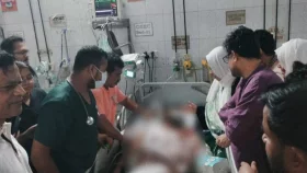 ঢামেকে আহত নুরকে দেখতে গেলেন প্রধান উপদেষ্টার প্রেস সচিব