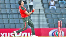 তাসকিনের ২ ওভারে ২ উইকেট