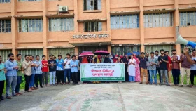 কম্বাইন্ড ডিগ্রির দাবিতে পবিপ্রবি বাবুগঞ্জ ক্যাম্পাস কমপ্লিট শাটডাউন