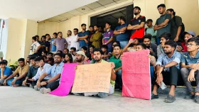রাকসু নির্বাচনের জটিলতা কাটছে না