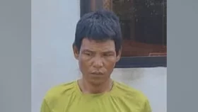 নেত্রকোনায় সীমান্ত পাচারকারী চক্রের সদস্য আটক