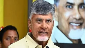 ৩০ বছরে একদিনও ছুটি নেননি অন্ধ্র প্রদেশের মুখ্যমন্ত্রী!