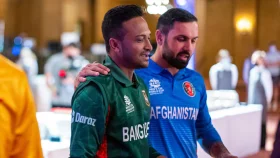 পাকিস্তানকে হারিয়ে সাকিবের রেকর্ড ছুঁলেন নবি