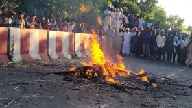 নুরাল পাগলার দরবারে সহিংসতার পেছনেও আ.লীগের সম্পৃক্ততা