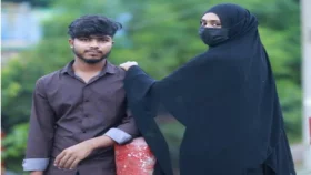 টিকটকে প্রেম, বিষের বোতল হাতে অনশন