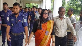 সাংবাদিক নির্যাতন মামলায় জামিন পেলেন কুড়িগ্রামের সাবেক ডিসি