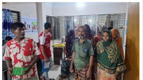 সিংগাইরে এনজিওর নামে প্রতারণা, গ্রেপ্তার ২